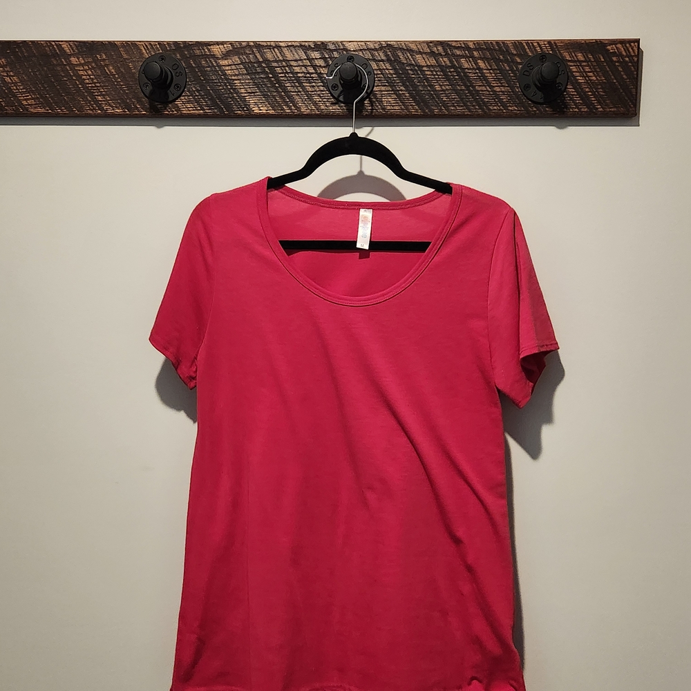 LuLaRoe Pink Relaxed Short Sleeve Tee